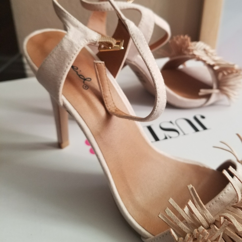 Fringe strap heels - Picture 3 of 4